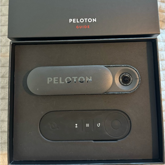 PELOTON GUIDE - Picture 1 of 2